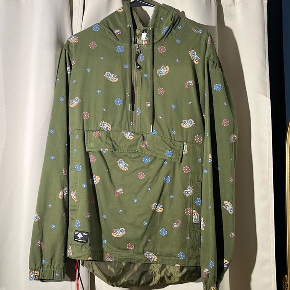 Men’s Medium LRG Half-Zip Pullover Green/Paisley - Picture 1 of 5